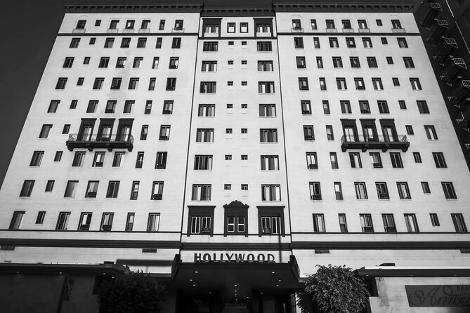 Haunted Hollywood Walking Tour: True Crime & Creepy Tales - Ghostly Encounters and Sightings