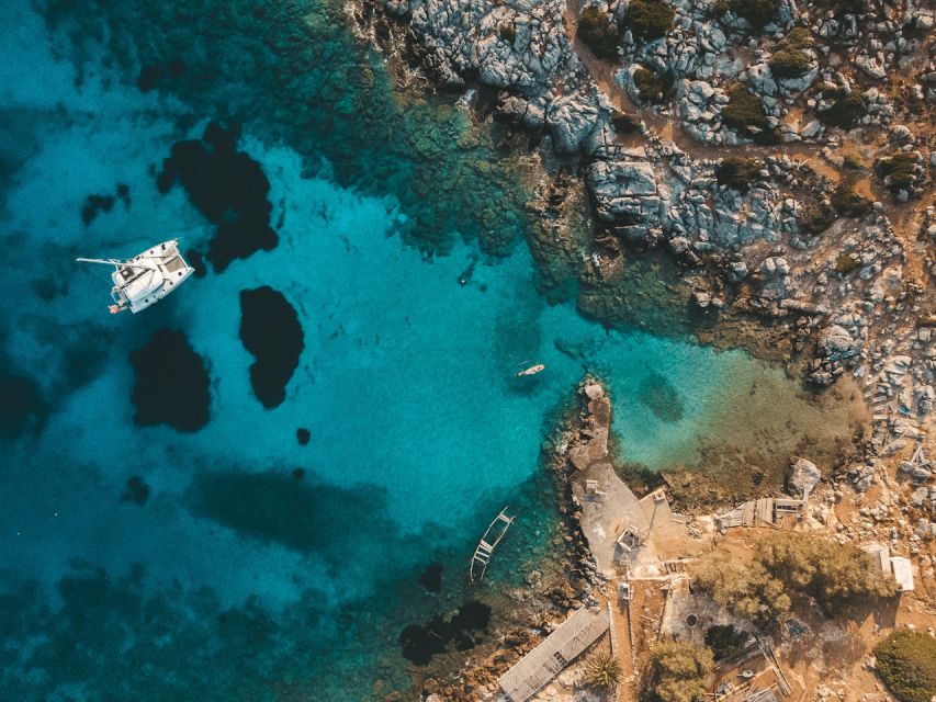 Heraklion: Dia Island Catamaran Cruise With Lunch and Drinks - Onboard Experience