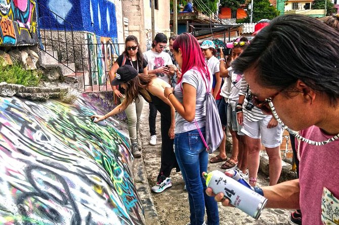 History and Street Art Tour in Comuna 13 - Meeting Point Details