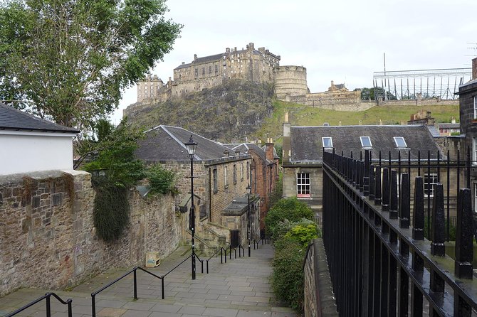 History Lovers Old Town Walking Tour - Top Attractions and Hidden Gems