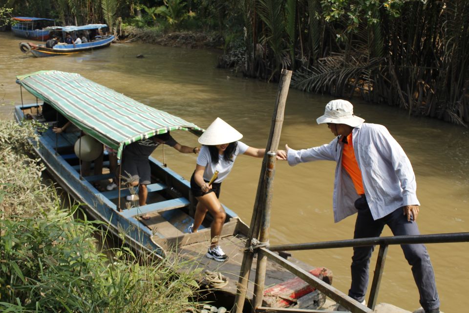 Ho Chi Minh: Full-Day Cu Chi Tunnels and Mekong Delta Tour - Cu Chi Tunnels Experience