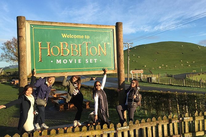 Hobbiton Movie Set Small Group Tour From Auckland - Transportation Details