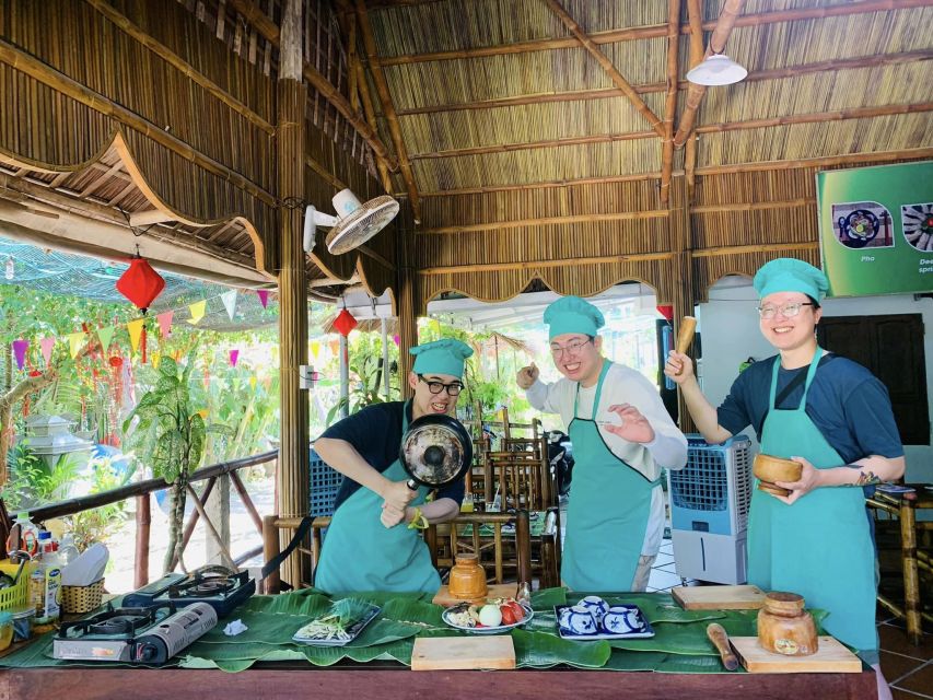Hoi An/Da Nang: Vegetarian Cooking Class & Basket Boat Ride - Basket Boat Adventure