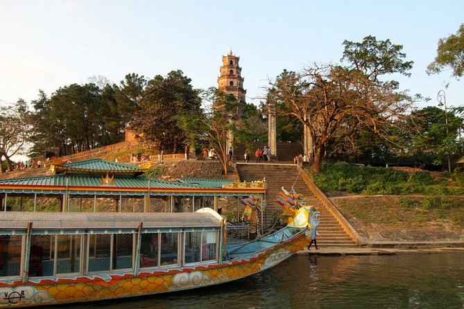 Hue Sightseeing Tombs and Pagoda With Private Driver - Exploring the Ancient Tombs