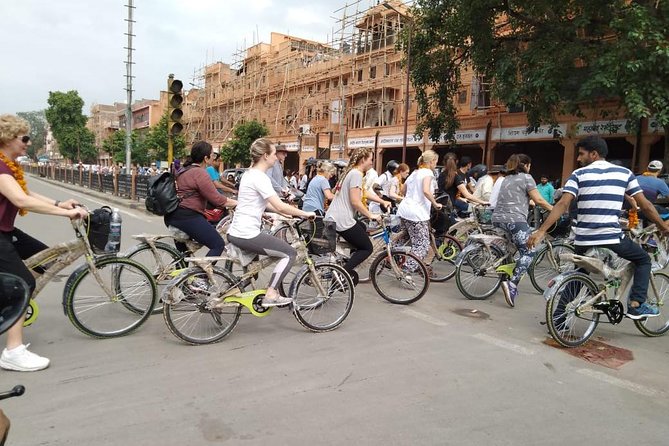 I Bike Inside Jaipur - Visit to Albert Hall Museum