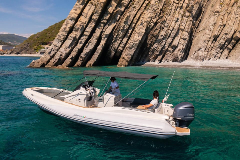 I Found My Love in Portofino, Boat Tour With Guide & Skipper - Included Amenities