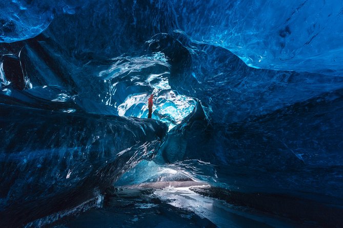Ice Cave Tour in the Vatnajökull National Park - Glacier Lagoon Adventure