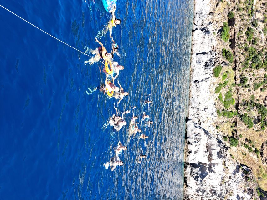 Ischia: Island Boat Tour With Neapolitan Lunch & Snorkeling - Onboard Experiences