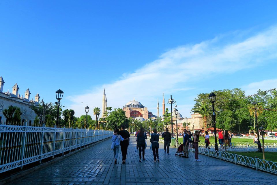 Istanbul: Full-Day History Tour With Lunch - Architectural Marvels