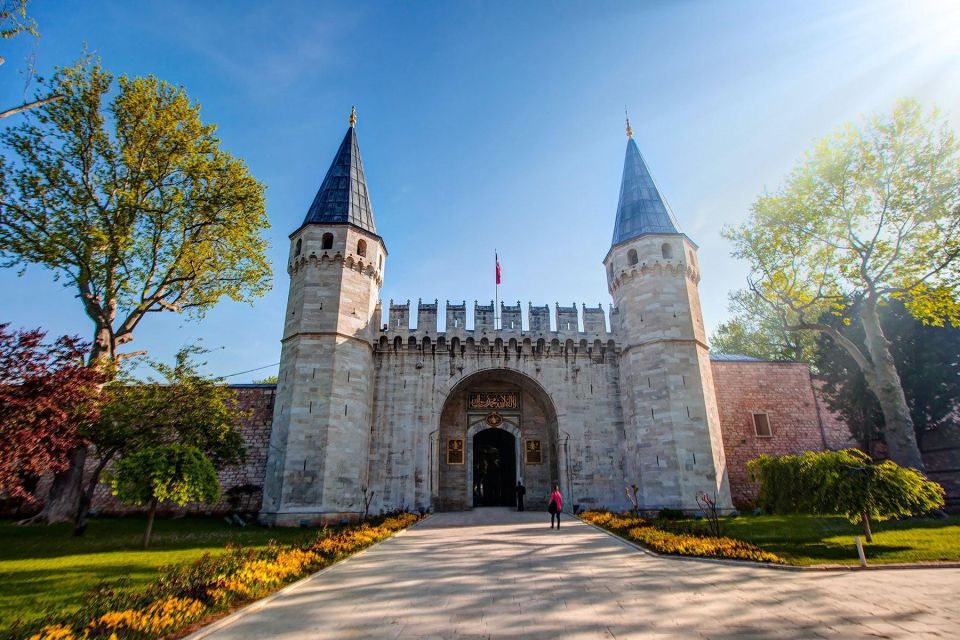 Istanbul: Topkapi Palace Skip-the-Line Ticket & Guided Tour - Key Features of the Experience