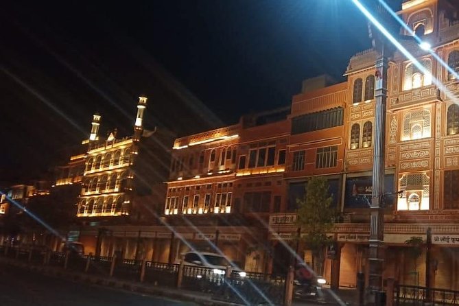 Jaipur Heritage Evening Walk - The Twilight Magic of Pink City - Savoring the Local Flavors