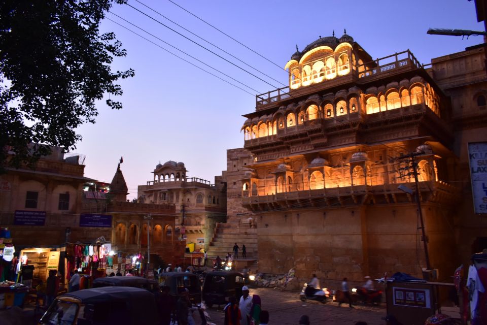 Jaisalmer Heritage & Cultural Walking & Street Food Tour - Street Food Experience