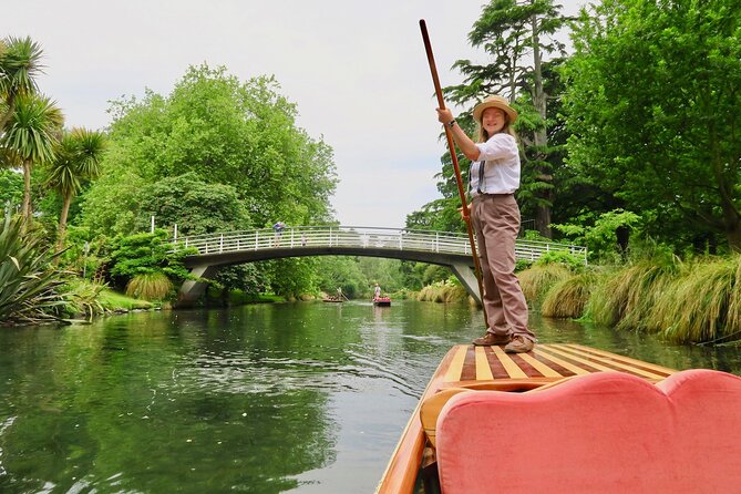 [Japanese Guide] Christchurch Exploration Tour - Comfortable Transportation