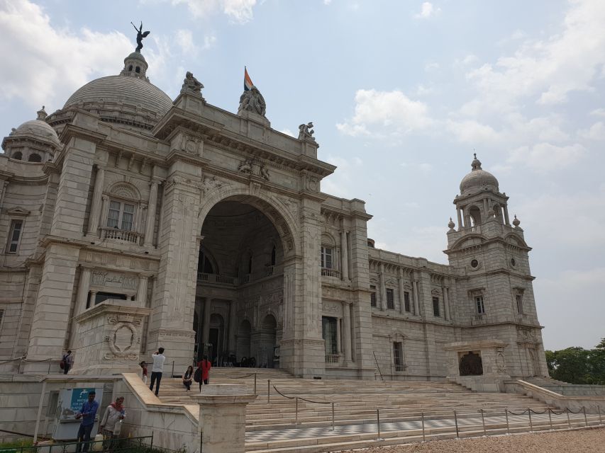 Kolkata Full-Day Street Photography Tour - Included Services