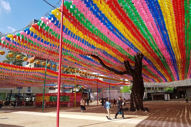 Korean Palace and Temple Tour in Seoul: Gyeongbokgung Palace and Jogyesa Temple - Logistics and Accessibility