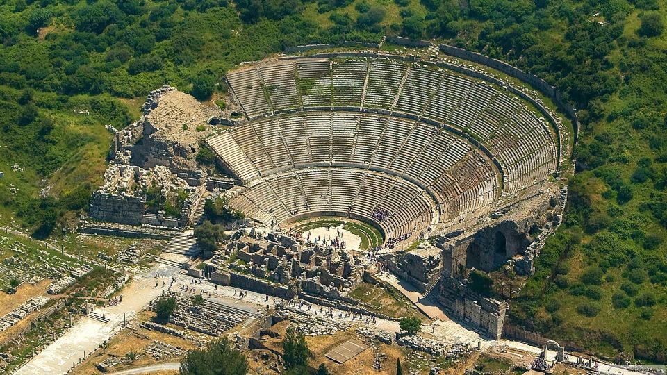 Kusadasi Port: Ephesus Tour With Skip-The-Line Entry - Key Attractions in Ephesus