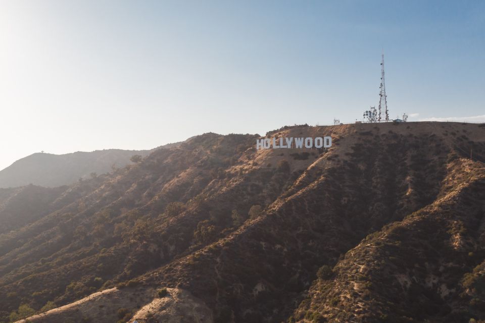 L.A: Professional Photoshoot at the Hollywood Sign - Accessibility and Cancellation Policy