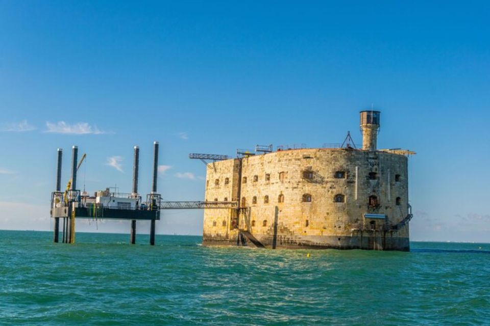 La Rochelle: Private Custom Tour With a Local Guide - Guided Experience Features