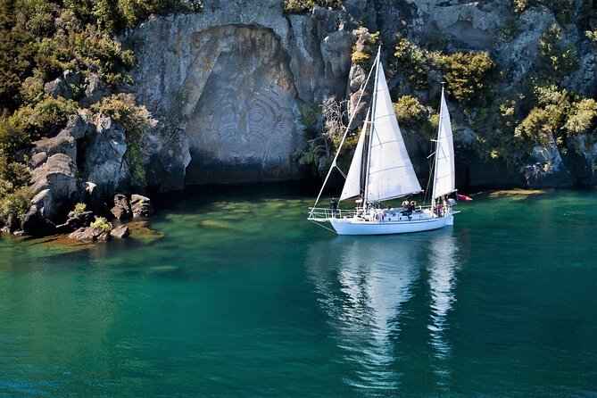 Lake Taupō Private Day Tour From Auckland to MāOri Rock Carvings - Participant Requirements