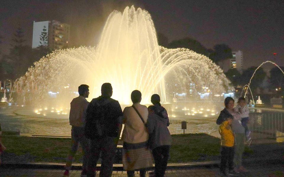 Lima: Magic Water Circuit & Laser Light Show - Detailed Itinerary