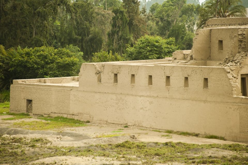 Lima: Pachacamac and Larco Museum Private Tour - Discovering the Larco Museum