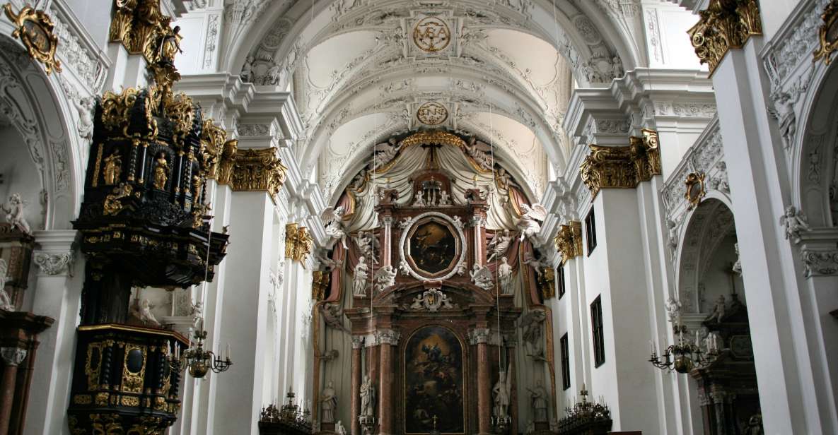 Linz Old Town Highlights Walking Tour With Pöstlingbergbahn - Itinerary Options Explained