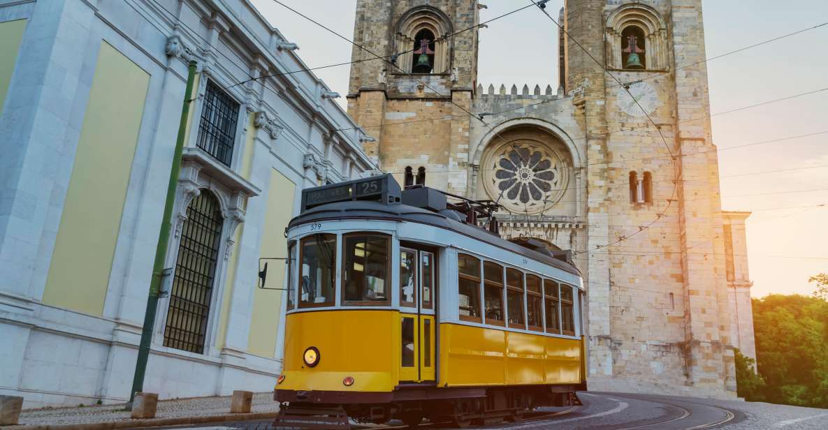 Lisbon: Capture the Most Photogenic Spots With a Local - Meeting Point and Important Information