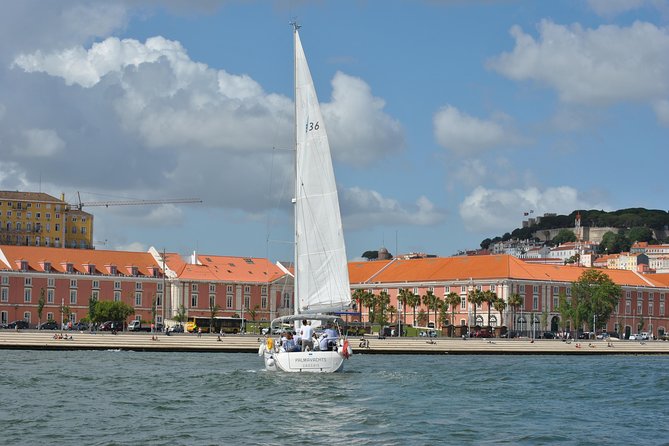 Lisbon Old Town Sailng Cruise With a Drink- 2h Small Group Tour - Inclusions and Exclusions