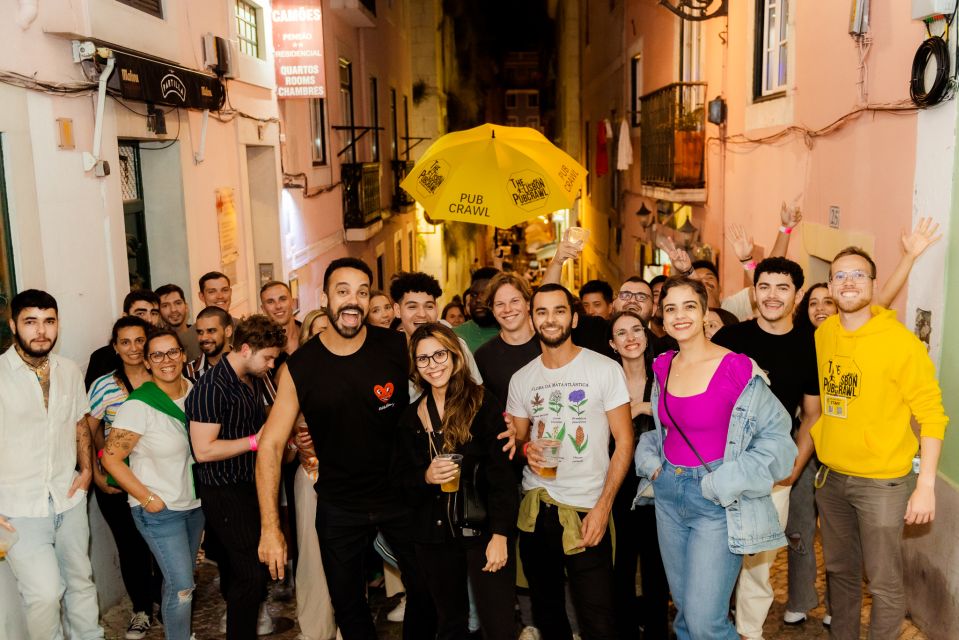 Lisbon Premium Pubcrawl: 1h Open Bar, Shots, VIP Club Entry - Itinerary