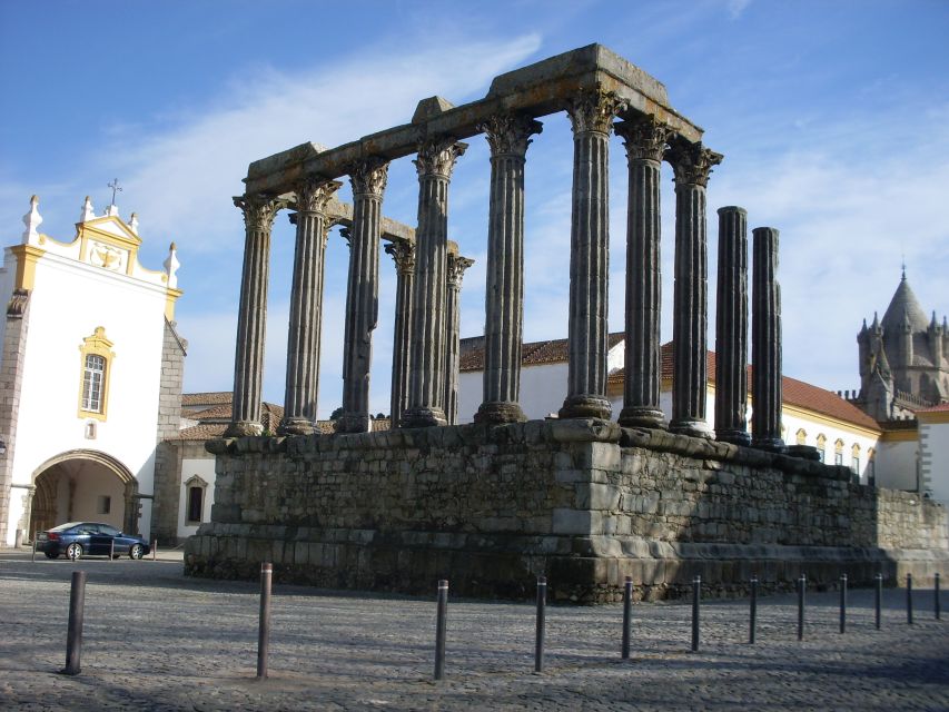 Lisbon: Private Evora Tour With Wine Tasting - Historical Exploration