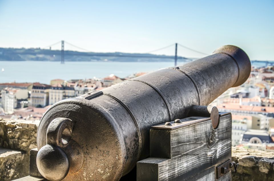 Lisbon: Sao Jorge Castle Skip-The-Line Ticket With Guide - Guided Tour Details