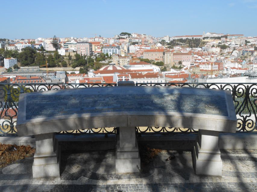 Lisbon Self-Guided Walking Tour and Scavenger Hunt - What to Expect