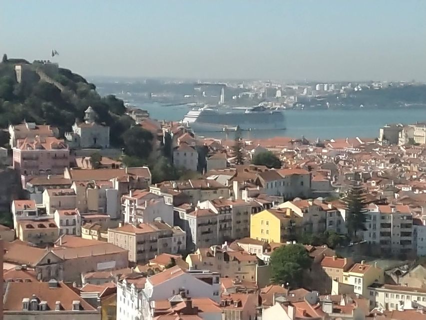 Lisbon Small Group Tour: the City of 7 Hills + King Christ - Discovering Religious Landmarks