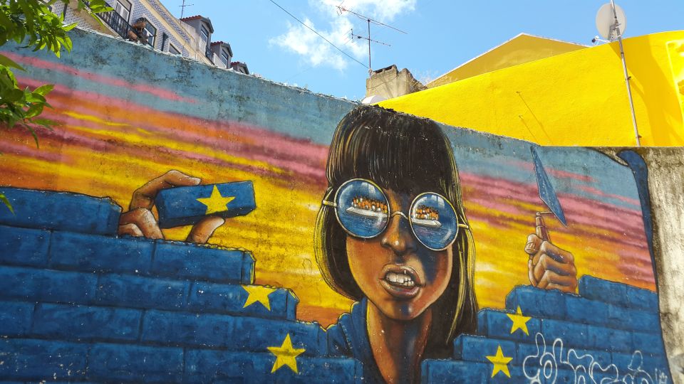 Lisbon: Street Art and Historical Walking Tour - Neighborhoods to Explore