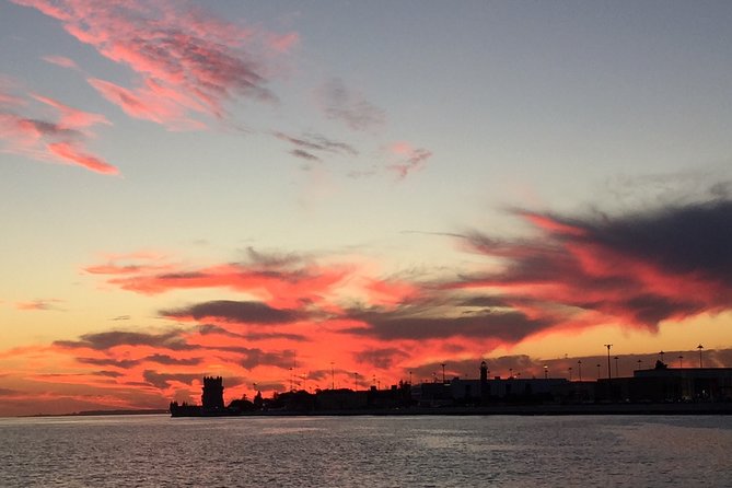 Lisbon Sunset Sailing Cruise With a Drink-2h Small Group Tour - Cancellation Policy