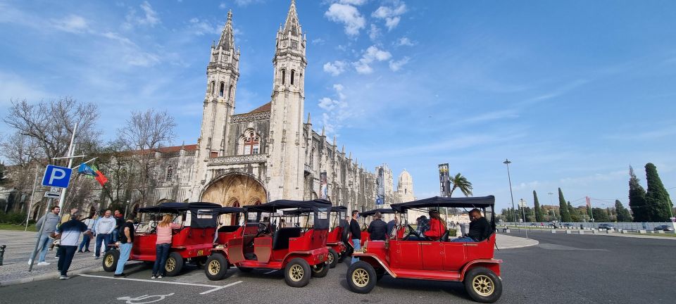 Lisbon: Tour on Board a Classic Tuk - Charming Alfama Neighborhood