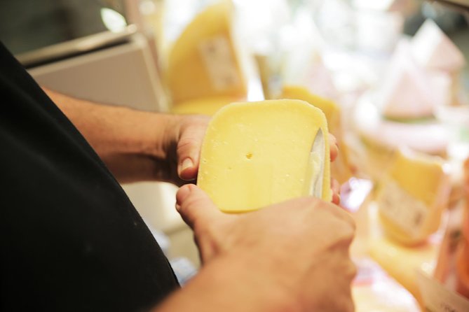 Local Auckland Food Tour : Explore the Suburbs! - Food and Wine Inclusions