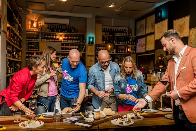 Local Food and Wine Walking Tour Around Rome - Food and Wine Tastings