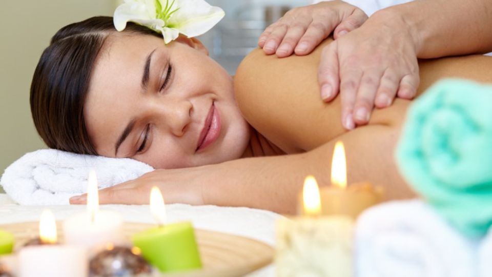 LOMI LOMI MASSAGE - Health Benefits of Lomi Lomi