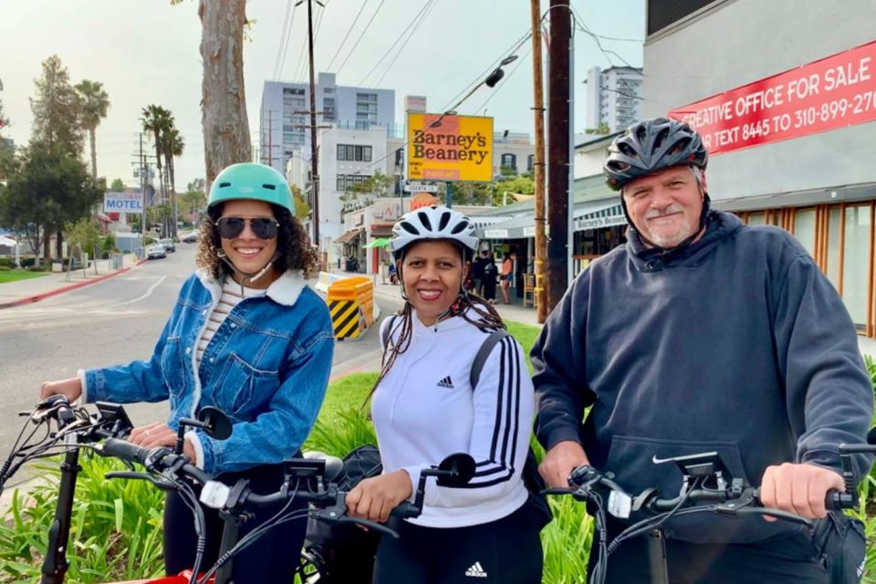 Los Angeles: Guided Beverly Hills E-Bike Tour - Admiring Stunning Mansions