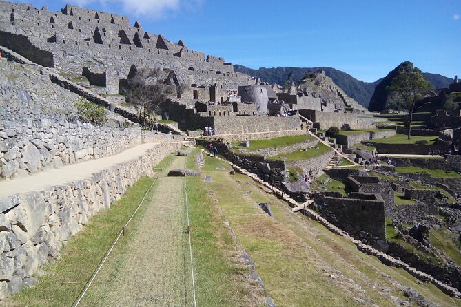 Machu Picchu Tour Full Day by Vistadome Train - Meeting and Pickup Details