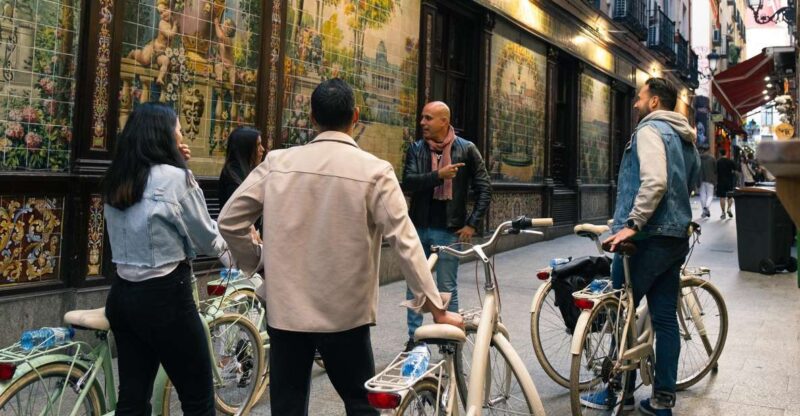 Madrid: Guided Night Bike Tour_The Bohemian XIX- XX Century - Highlights of the Tour