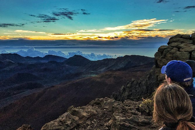 Majestic Haleakala Sunrise Tour With Pick-Up - Meals and Amenities