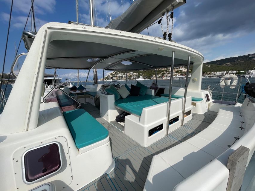 Mallorca: Exclusive Sailing Tour on Private Catamaran - Culinary Options