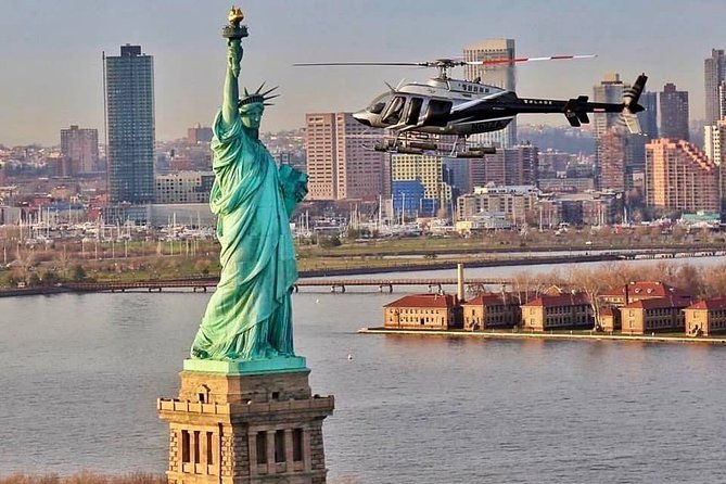 Manhattan Sky Tour: New York Helicopter Flight - Meeting and Pickup Information