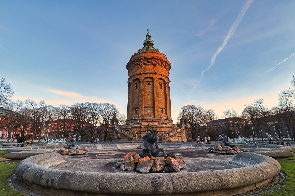 Mannheim: Express Walk With a Local in 60 Minutes - Booking and Cancellation