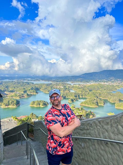 Medellín: Guatapé Tour and Luxury Boat Ride - Itinerary Breakdown