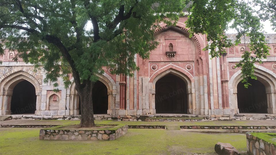 Mehrauli Archaeological Park Walk - Notable Monuments