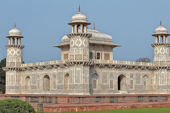 Mesmerizing Day Trip To Taj Mahal, Baby Taj, Agra Fort From Delhi By Car - Enjoy a Regal Lunch Experience