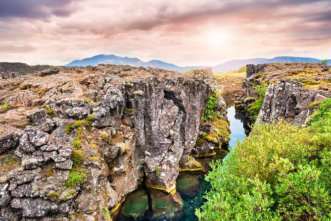 Midnight Golden Circle & Luxury Hot Sea Baths & Silent Locations - Relaxation at Hvammsvík Baths